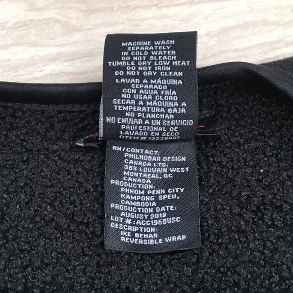 Ike Behar Blanket Poncho Black Shawl Reversible Wrap Fleece Women One Size Cozy - Picture 12 of 16